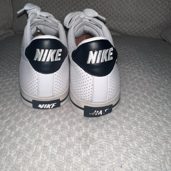 Men's Vintage High Quality Leather Nike Sneakers - White Logo - Size 11.5 US - Picture 6 of 8